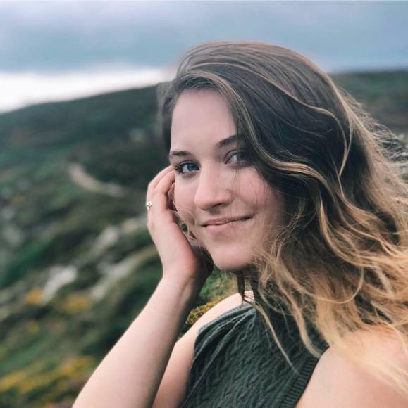 Meet your Posher, Madison - Picture 1 of 1